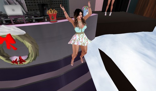 Web 566de889f8a1ec31c7000001