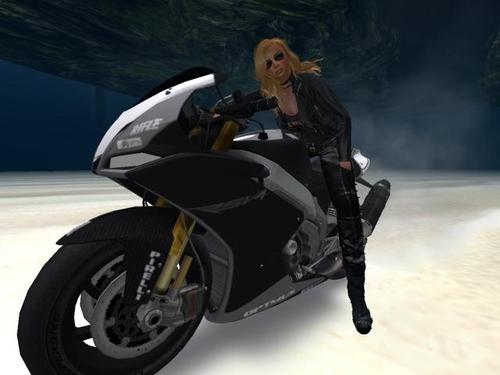 Web 5bb0e6f4d774f868d9000001