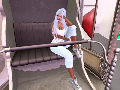 Web 5a332a4f73ed171e96000001