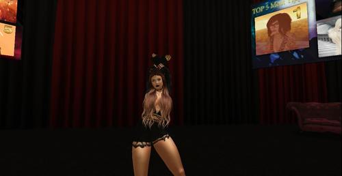 Web 5c7a891a289dd275c1000001