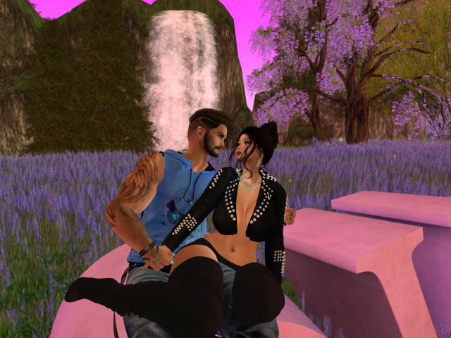 Original 5e6806e7289dd2063a1a19e9