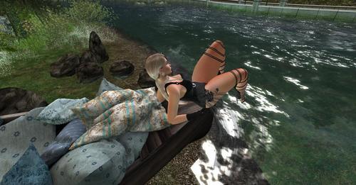 Web 5ff3f10032e0c41f12d88121