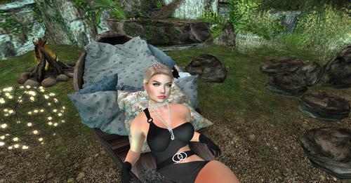 Web 5ff3f21903bb6d123a11e81f