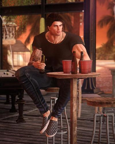 Web 5ca695e7d9859c3324000001