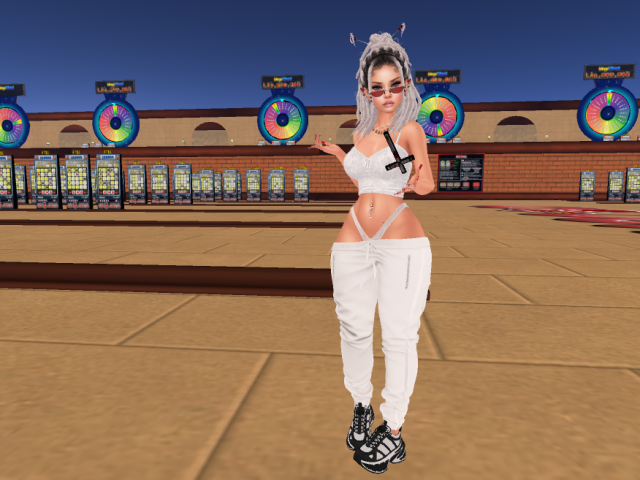 Original 643b86d2f3b66861bd950345